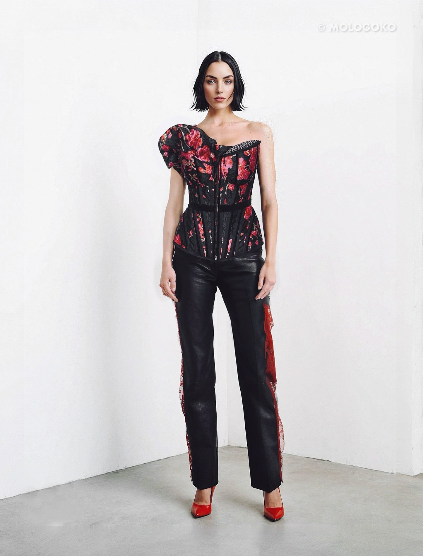 Carmelita Asymmetrical Front Zipper Corset