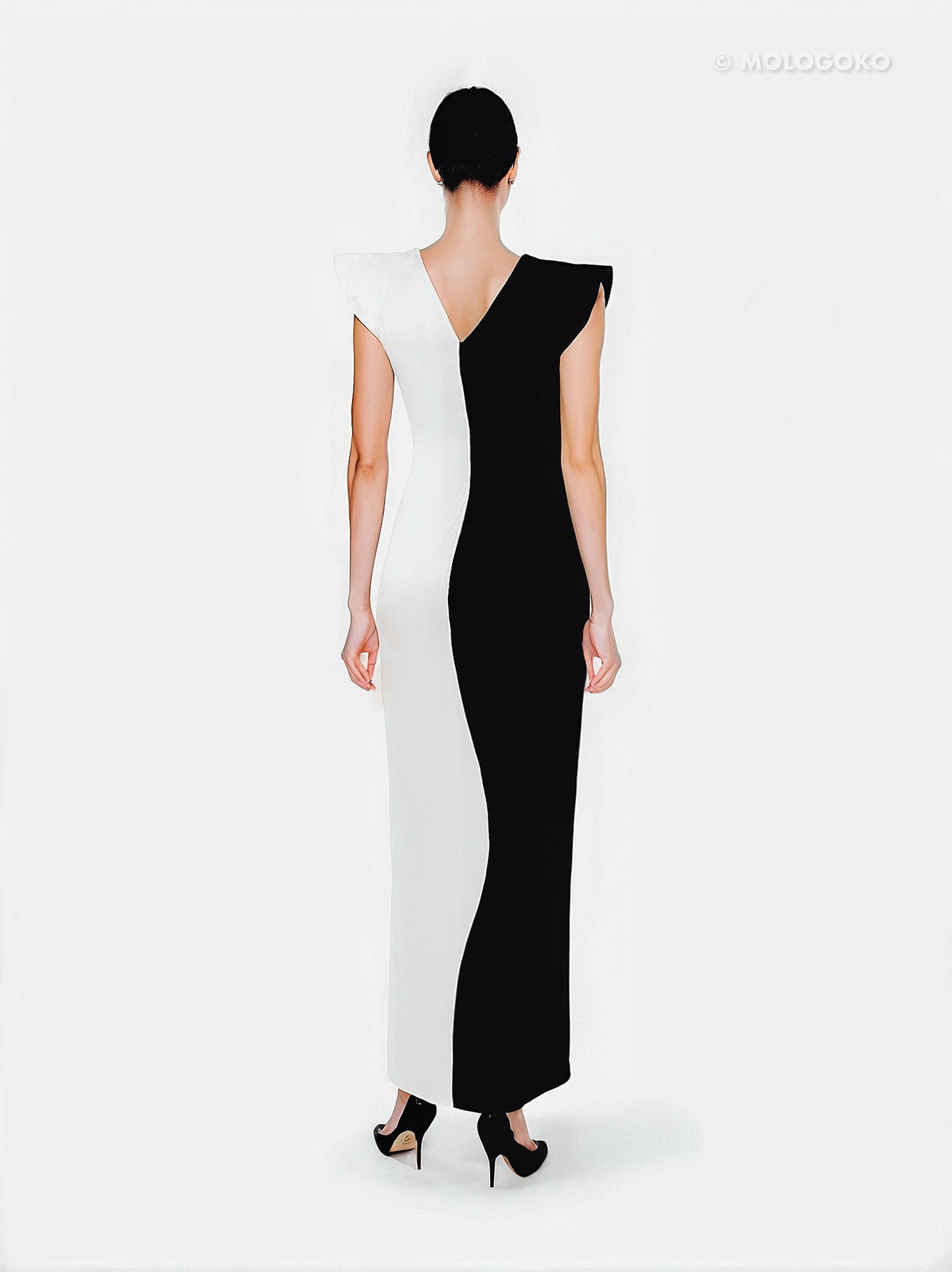 THE MAXI FACE GOWN