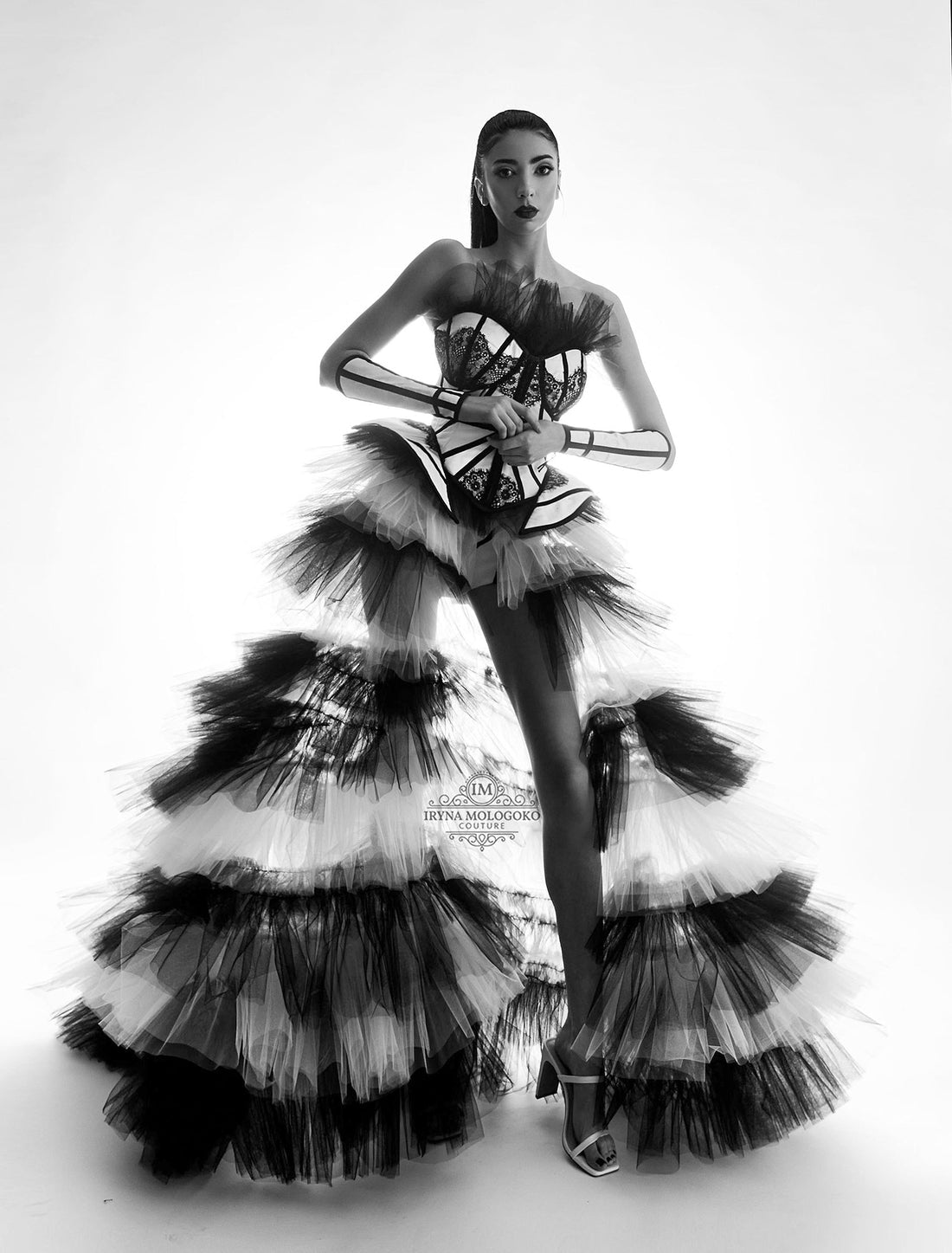 Amazing Black and White Photography Photoshoot with Arielle Lewis, DC - Mologoko Couture