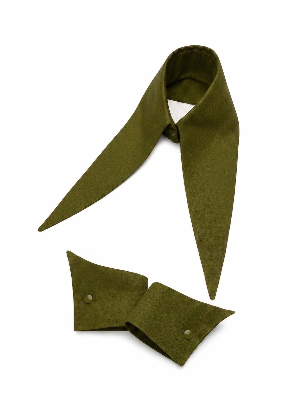 The Baroness 12” Long Detachable Collar Cuffs Set