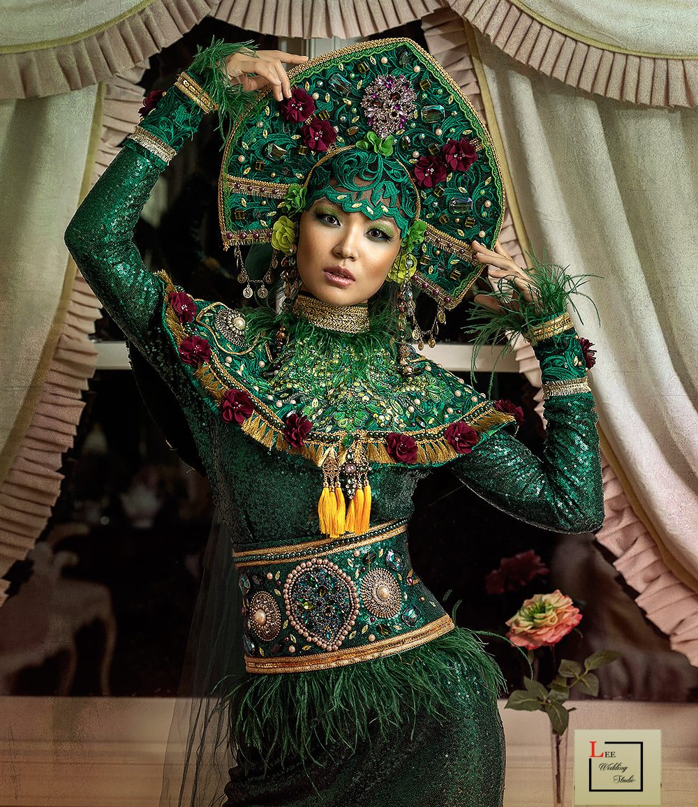 Green Golden Princess, Halloween Costume, Vampire, House of the Dragon - Mologoko Couture