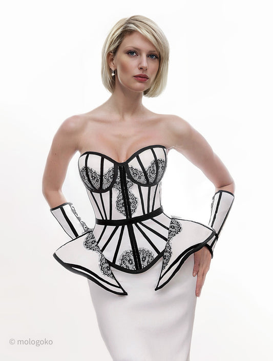 Chapel Window Corset White