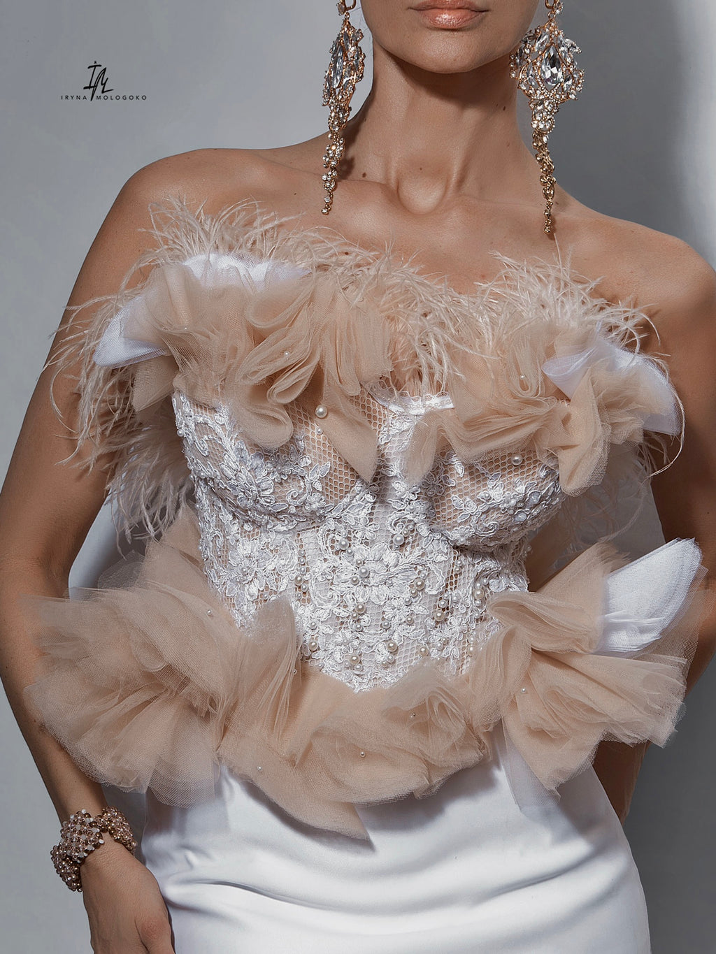 White Swan Red Carpet Style Wedding Corset - Mologoko Couture