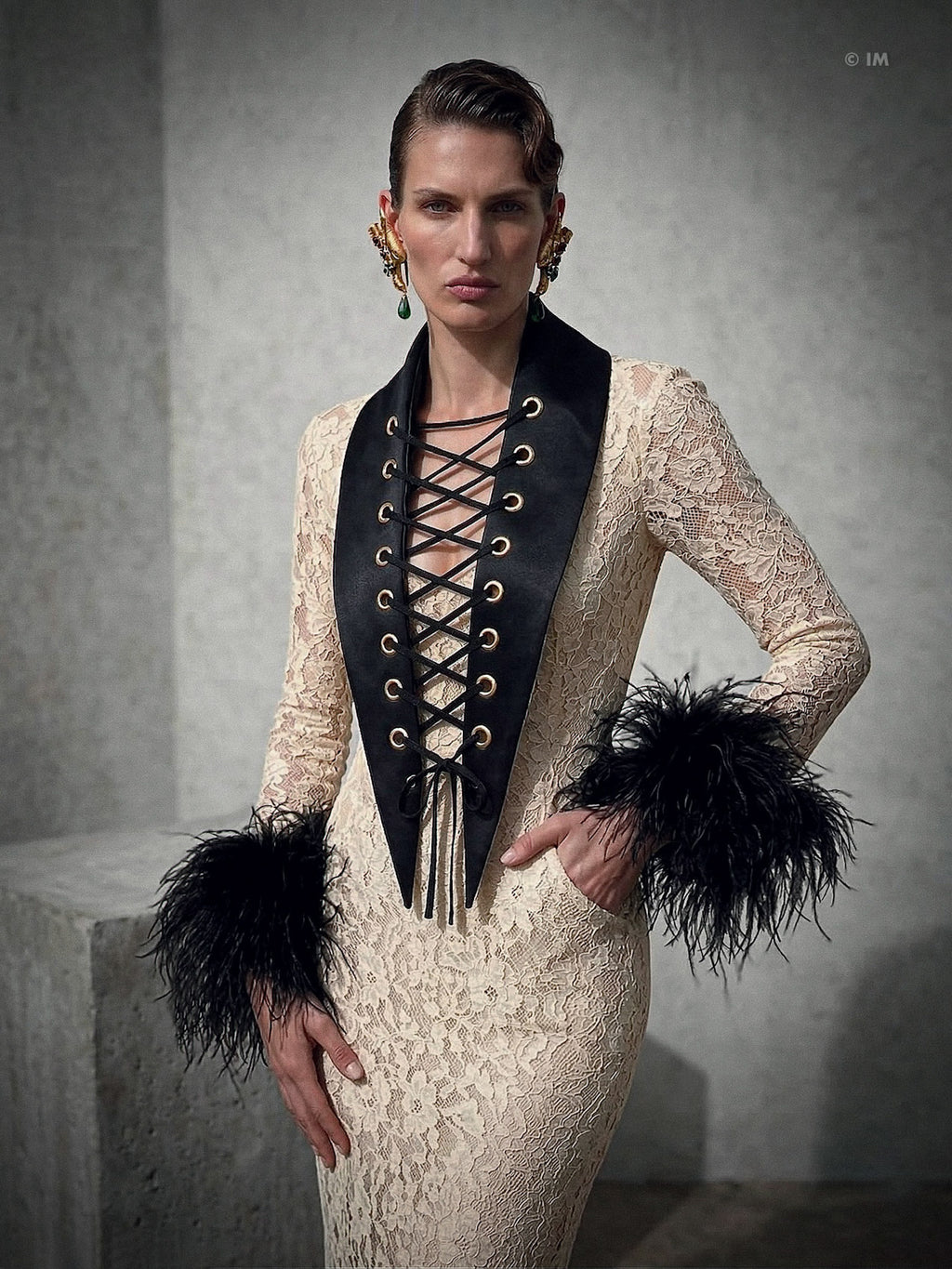 The Cathedral 22" Long Lace-Up Collar