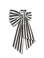The Pussy Bow Dramatic Detachable Collar