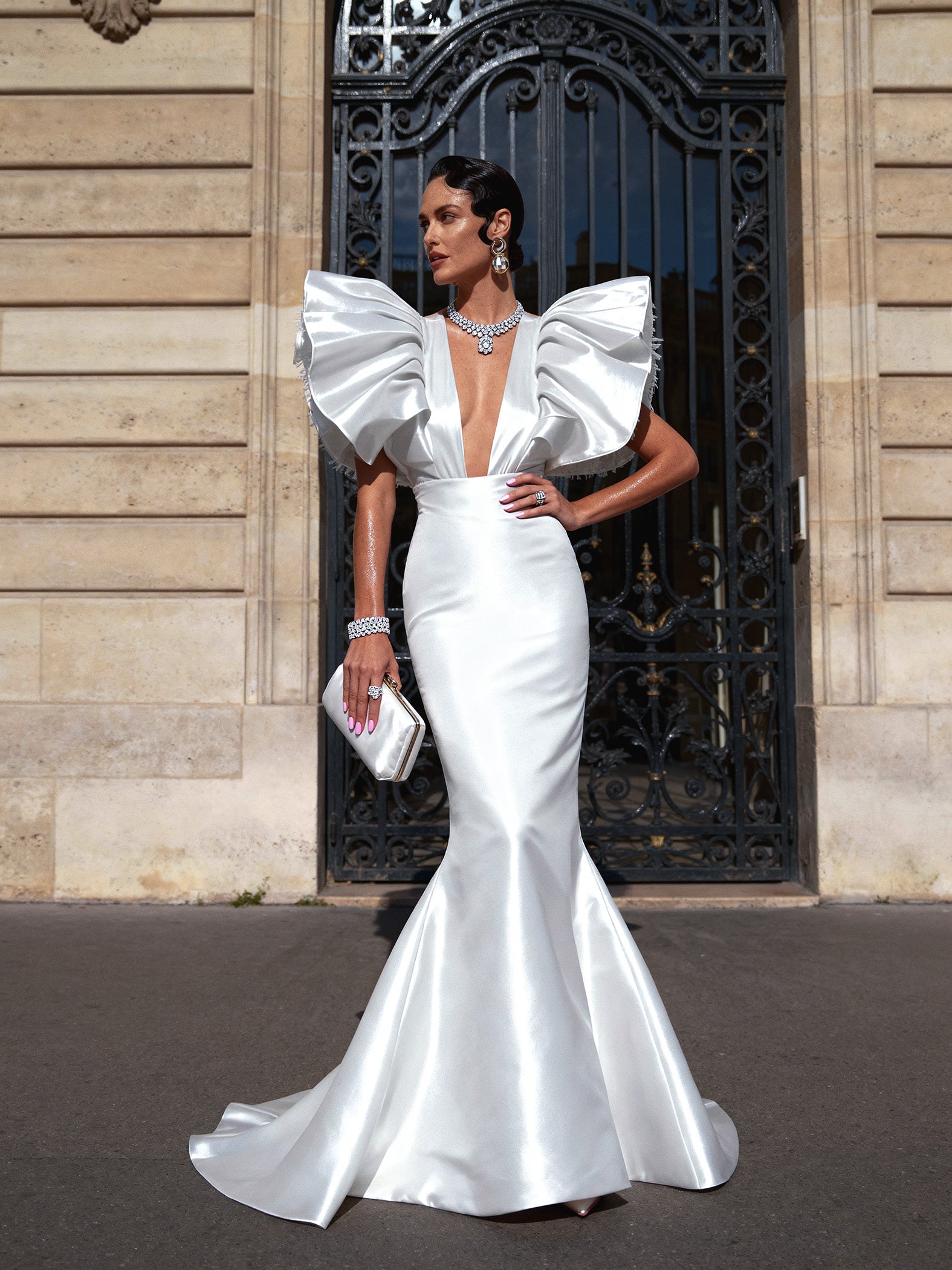 MOLOGOKO Couture Made-to-Measure Gowns & Custom Dresses Mologoko Couture MOLOGOKO Couture Made-to-Measure Gowns & Custom Dresses Mologoko Couture