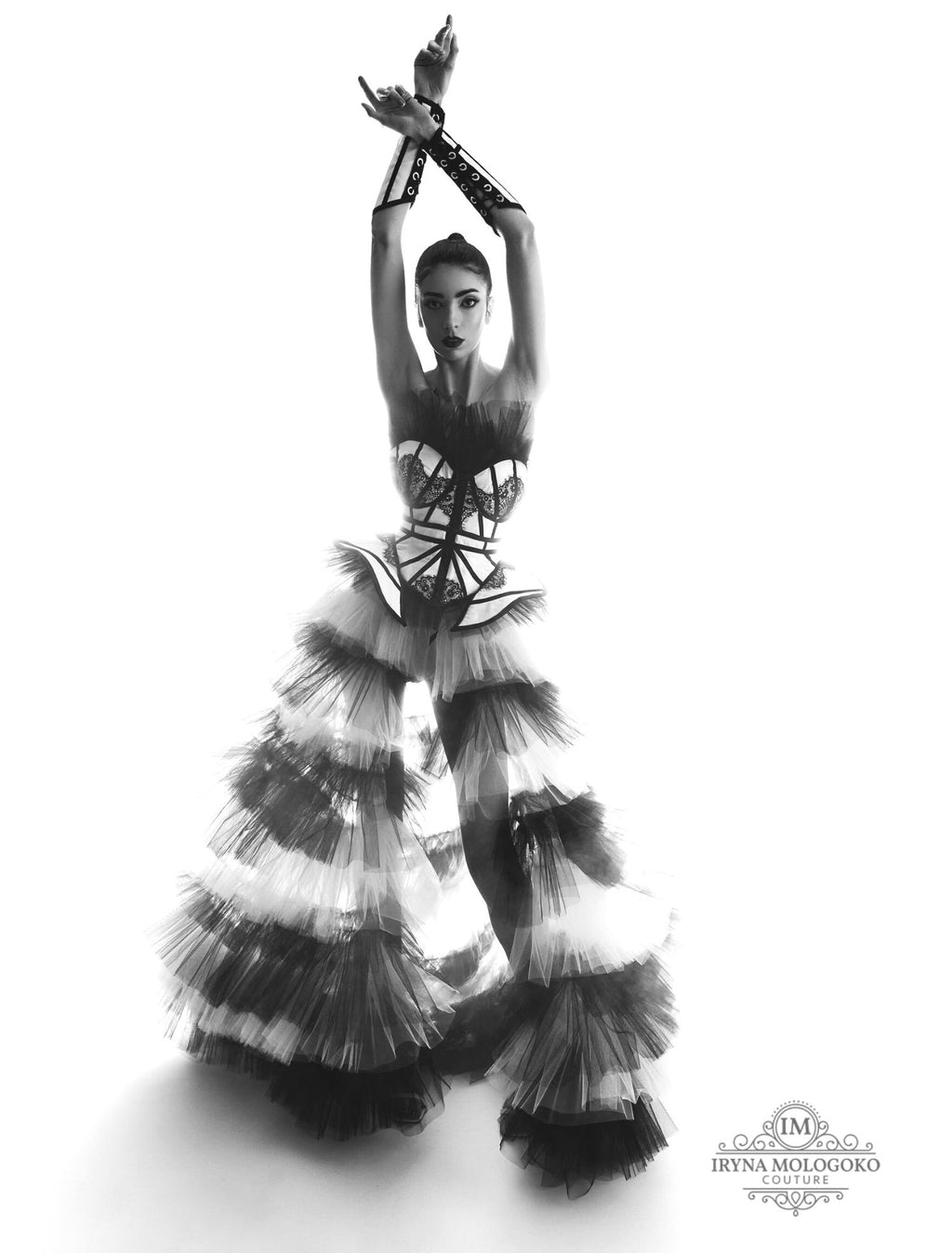 Chapel Window Corset White - Mologoko Couture