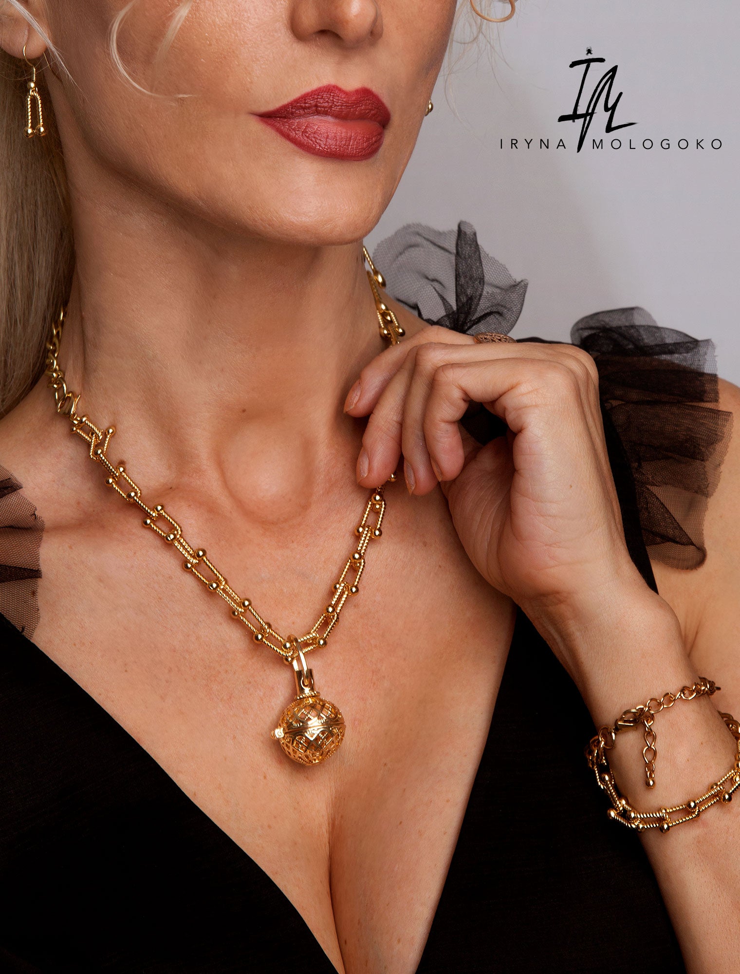 Essential Oil Locket, Scent Diffuser Locket, Anxiety Necklace Set - Mologoko Couture