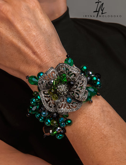 Emerald Green Chunky Dark Silver Hand Beaded Bracelet
