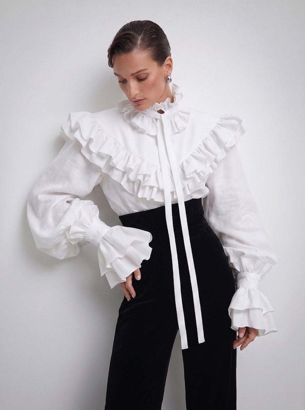 The Poet 9" High Detachable Cuffs