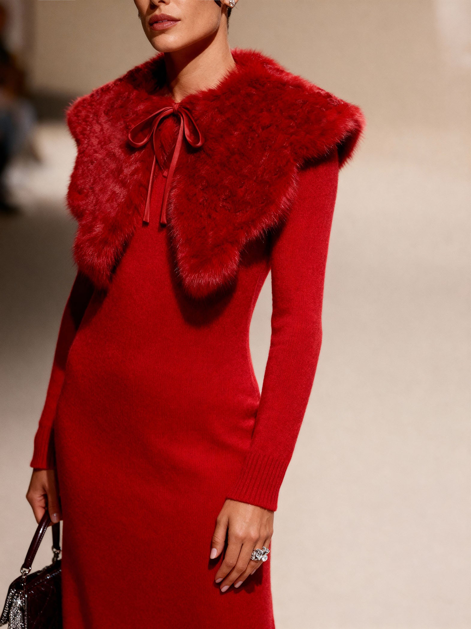 Large Faux Rabbit Fur Figured Detachable Collar