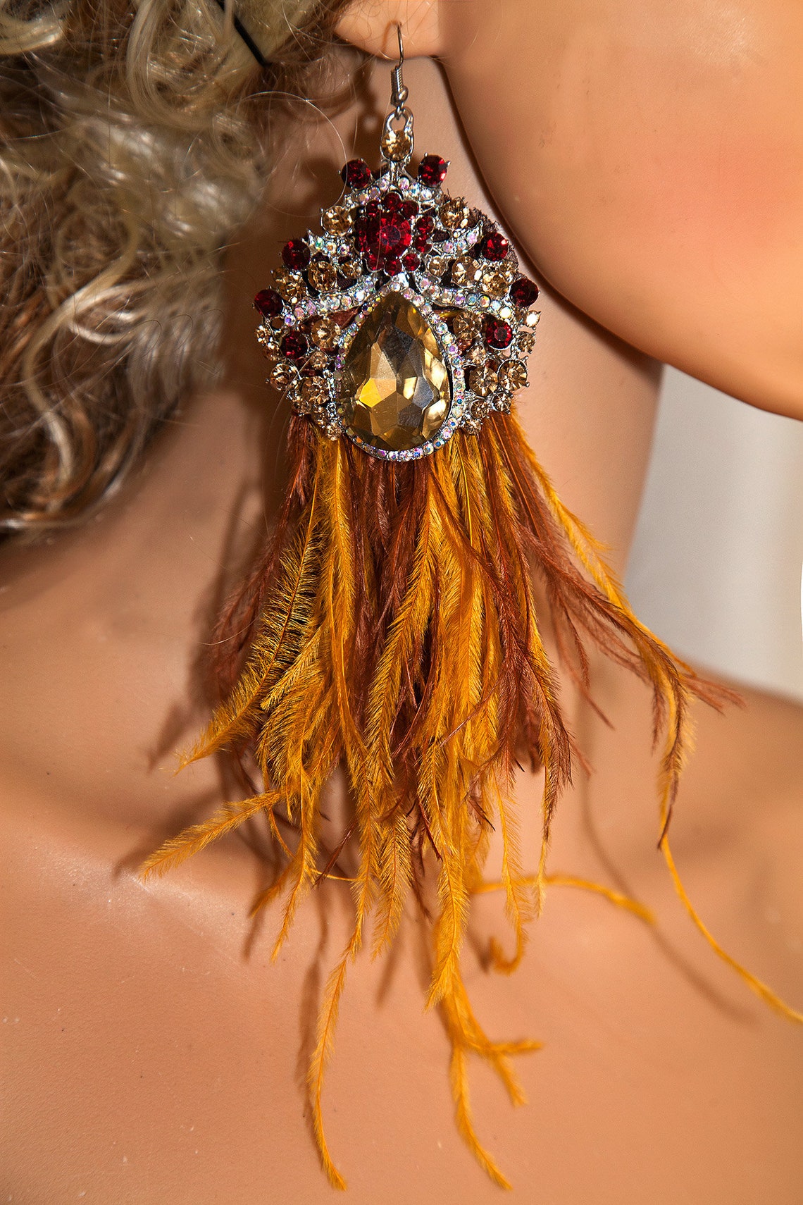 VIOLETA Dangle Statement Feather Earrings