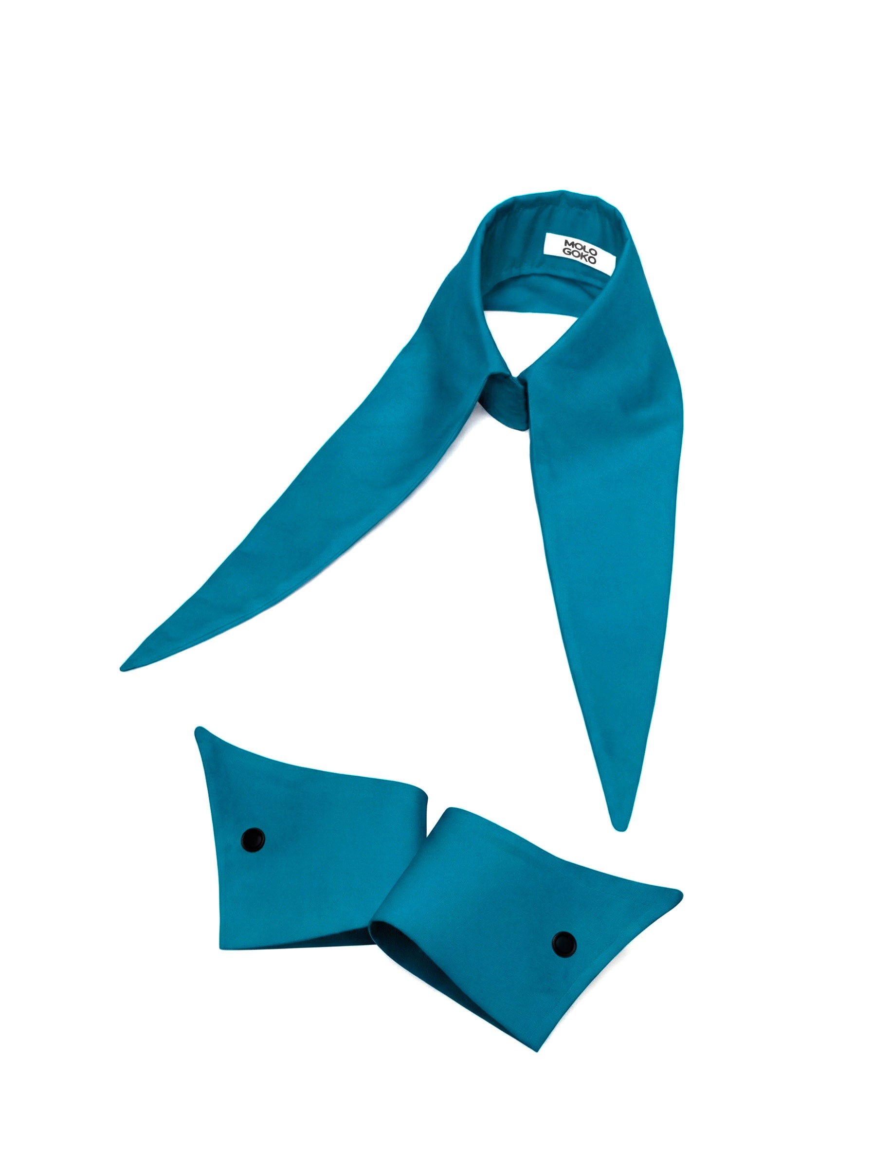 The Baroness Large Detachable Pointy Collar