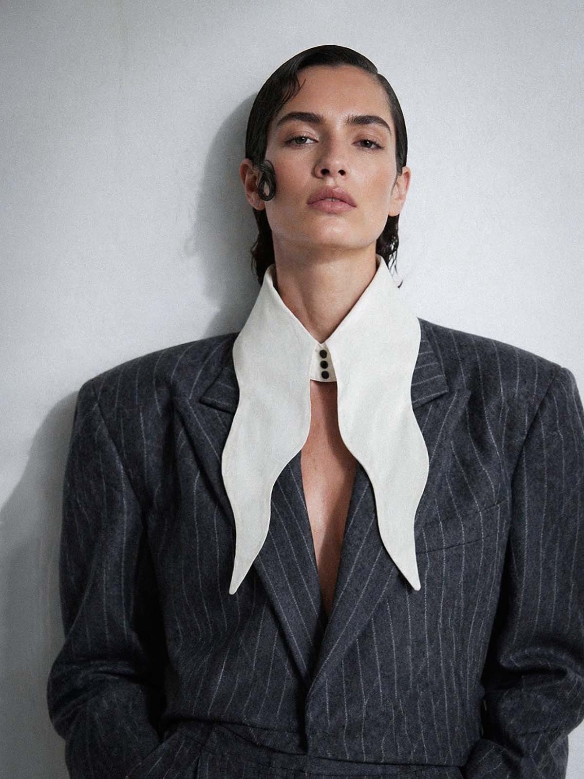 The Dagger 10” Long Detachable Collar